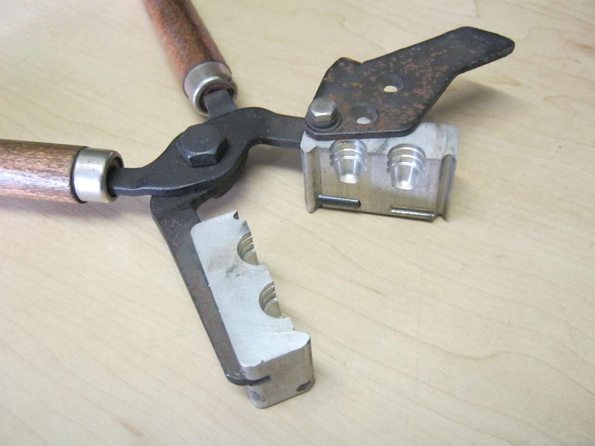 LEE bullet mold.