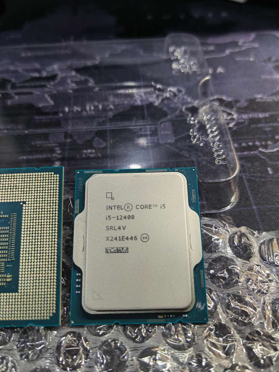 Intel 12th Gen Core i5-12400 LGA1700 2.5GHz 6-Core CPU