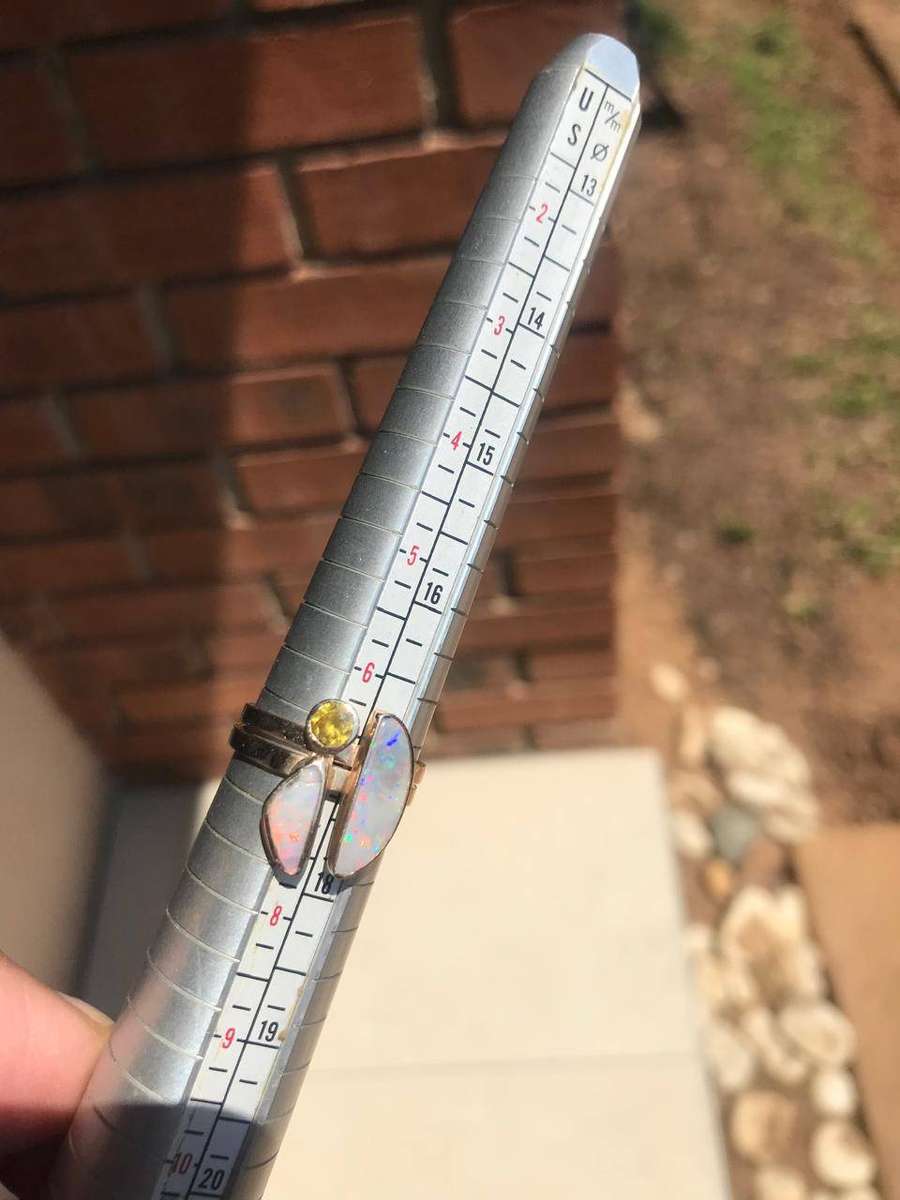 9ct Gold Australian Opal Ring 3.5g | Natural Opals & 0.25ct Yellow Diamond