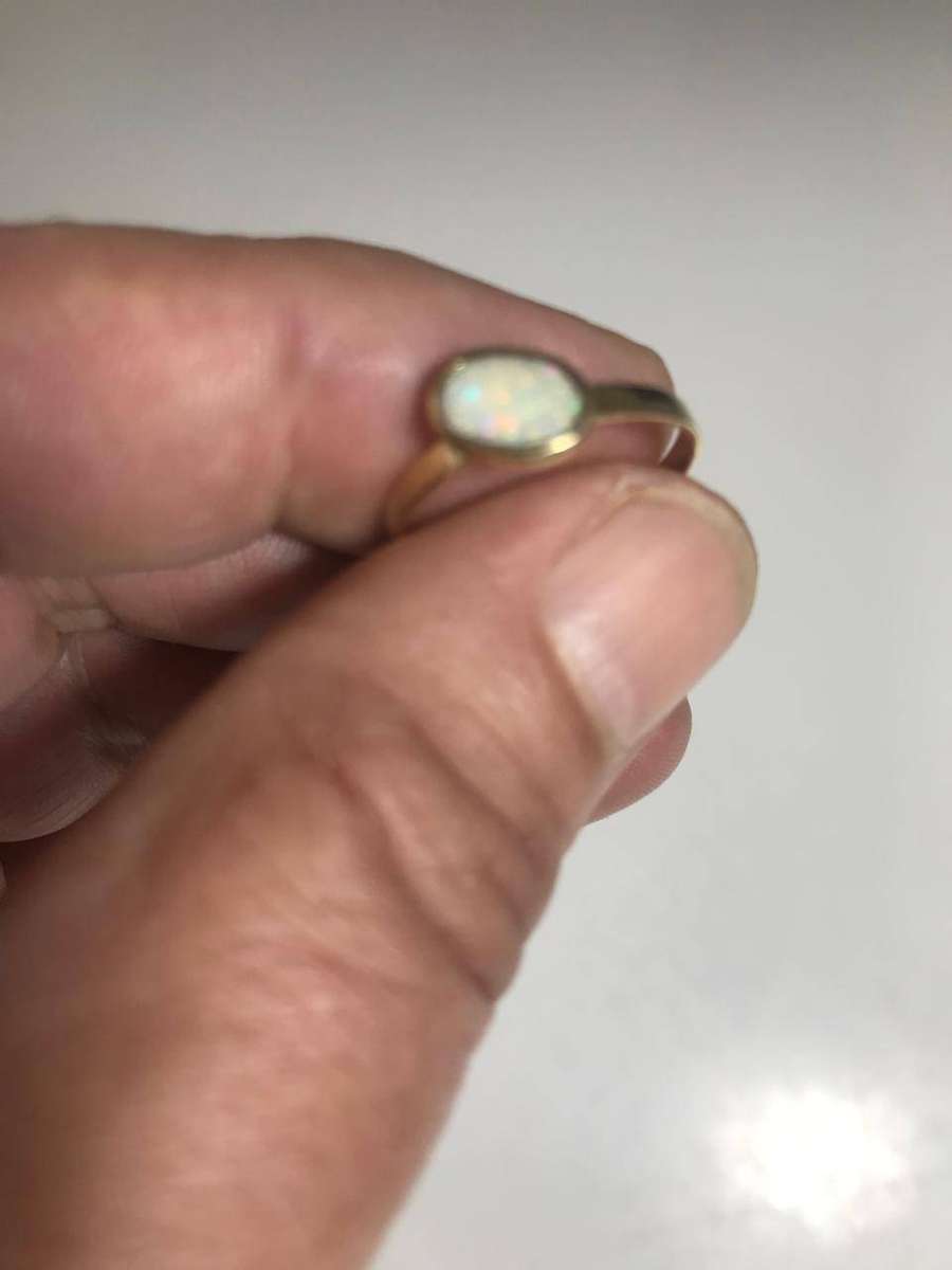 9ct Gold Coober Pedy Opal Ring 0.6ct | 1.3g | Australian Natural Gemstone