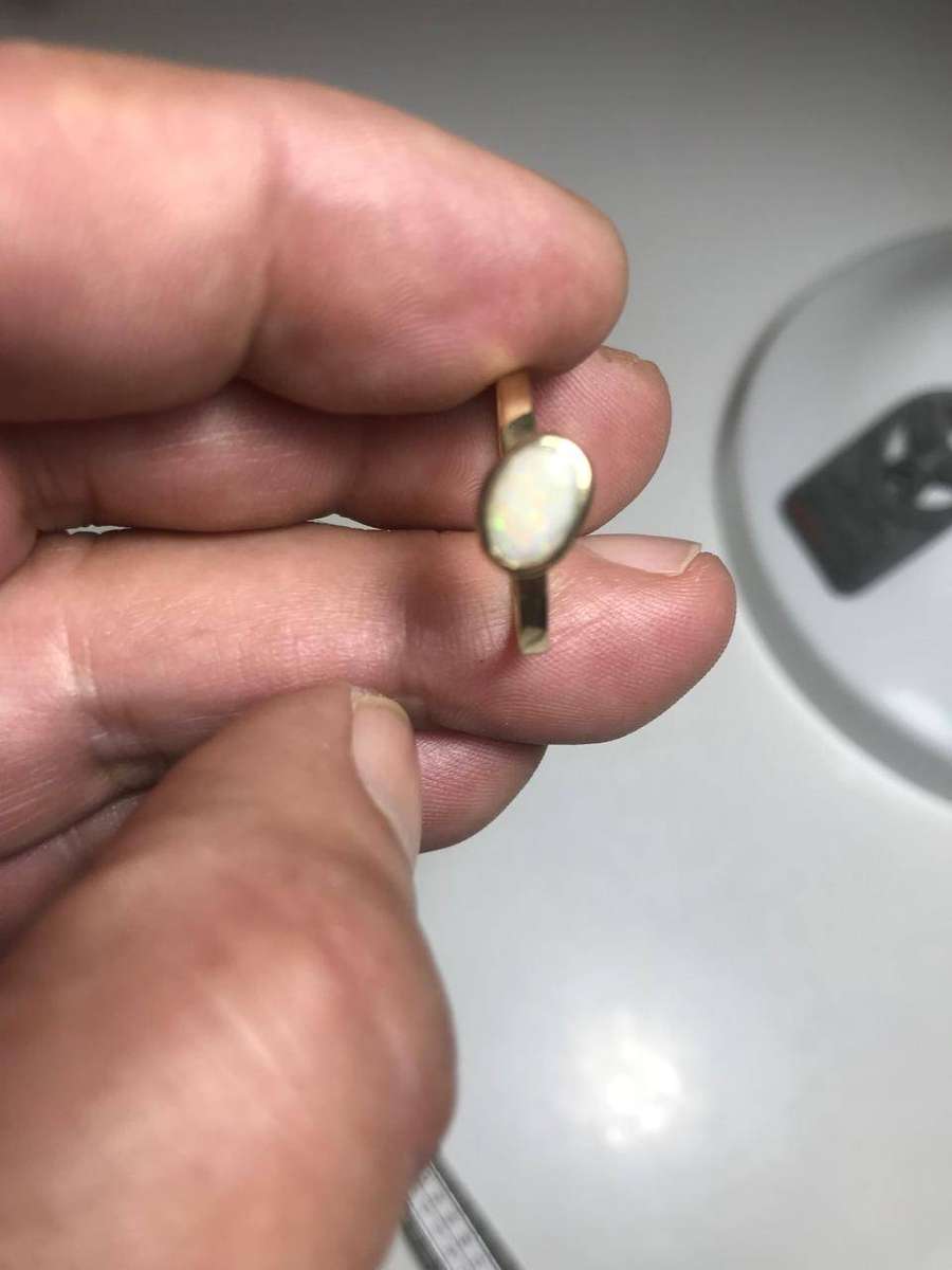 9ct Gold Coober Pedy Opal Ring 0.6ct | 1.3g | Australian Natural Gemstone