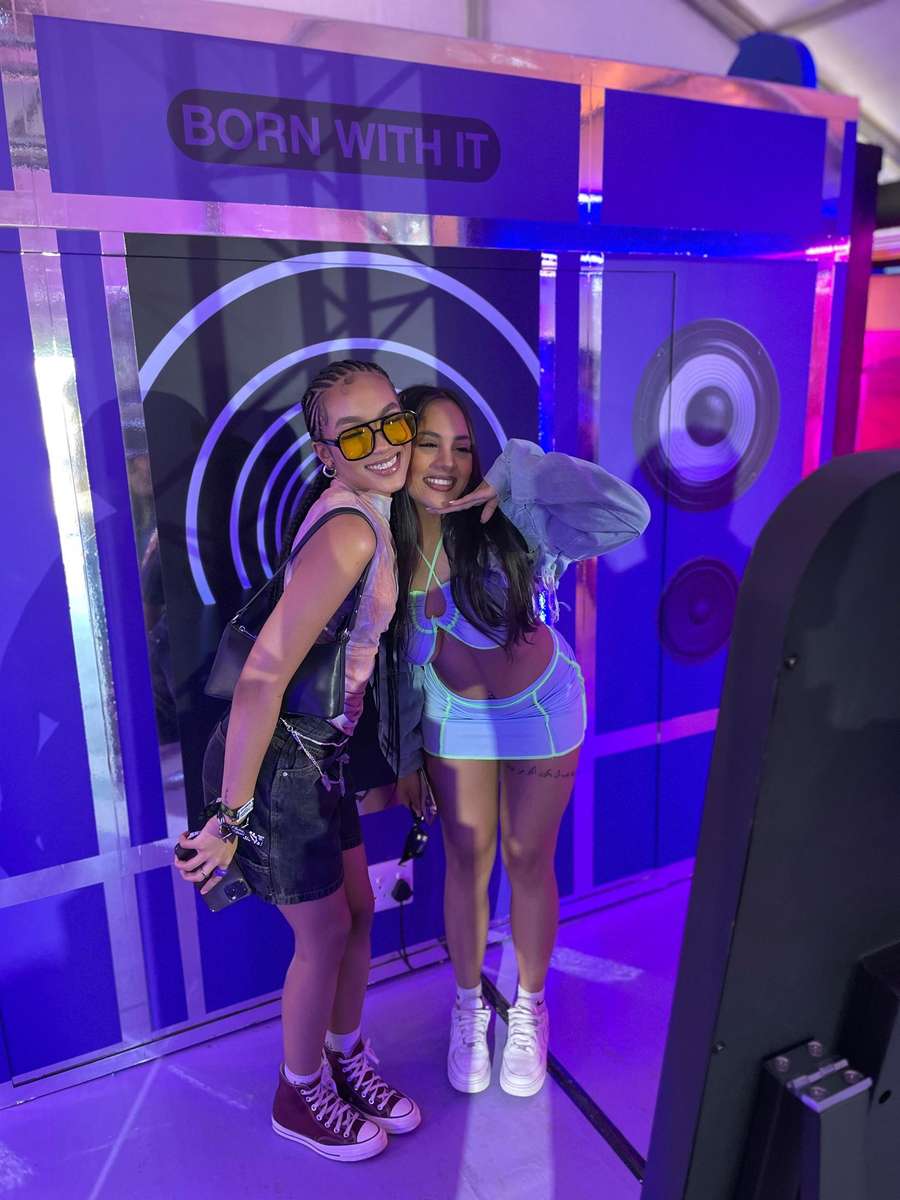 Photo Booth For Sale (Magic Mirror)