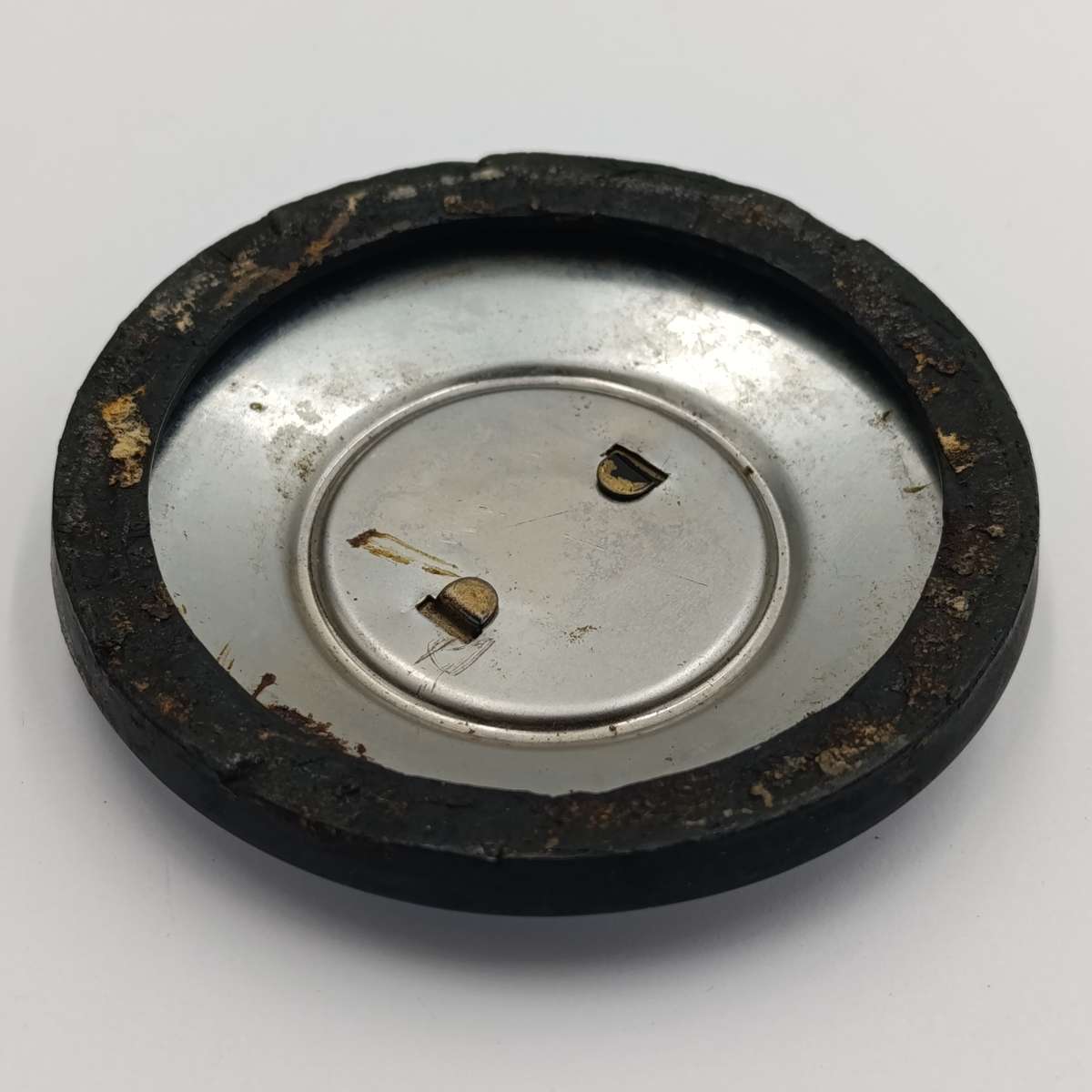 Vintage VW emblem - used for License disc holder