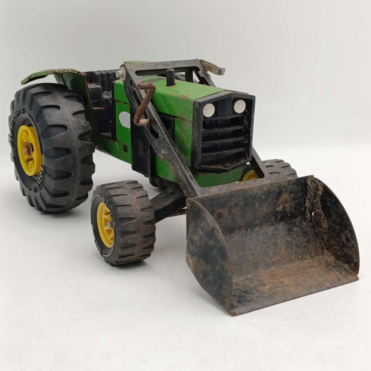 Vintage Tonka TMB-975 excavator pressed steel tractor