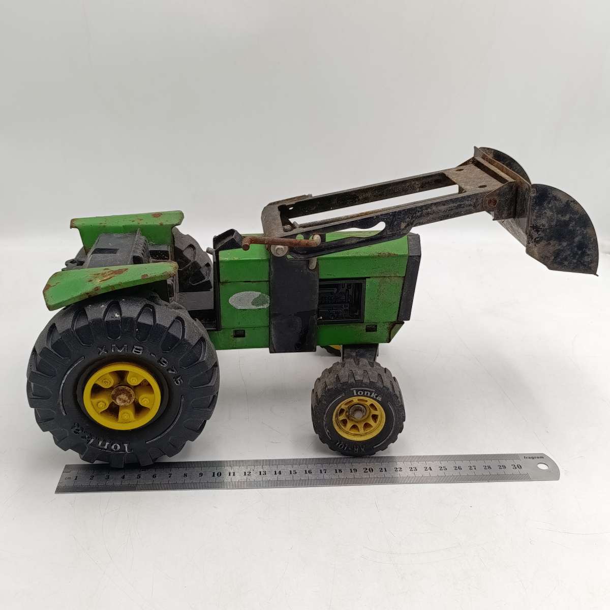 Vintage Tonka TMB-975 excavator pressed steel tractor