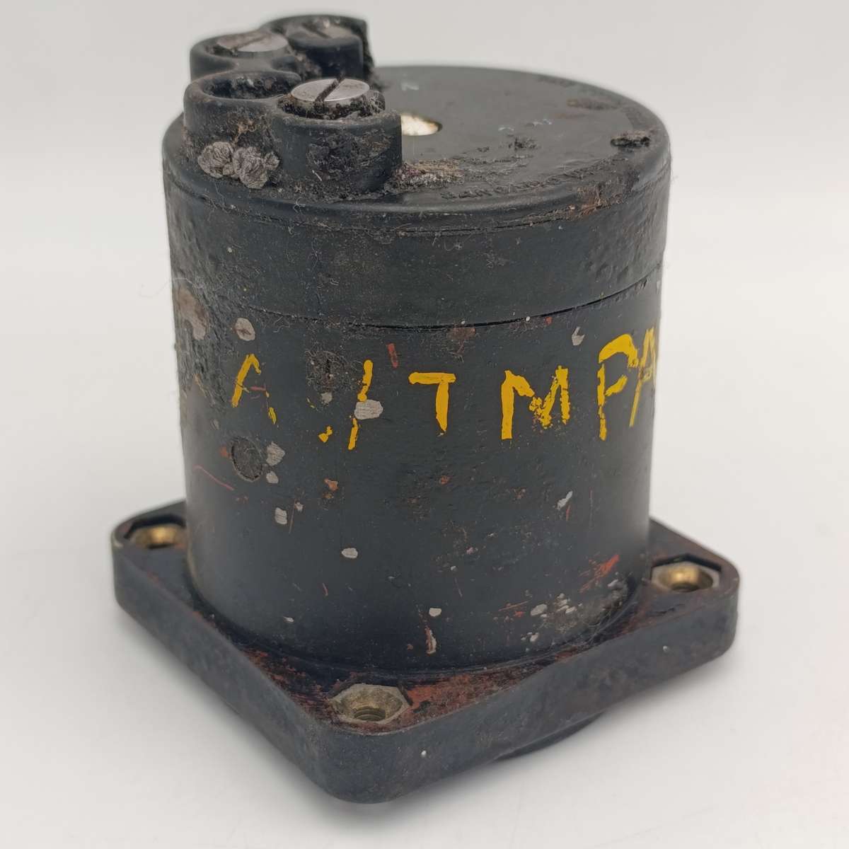 Vintage Sangamo Weston oil pressure gauge for Impala airplane