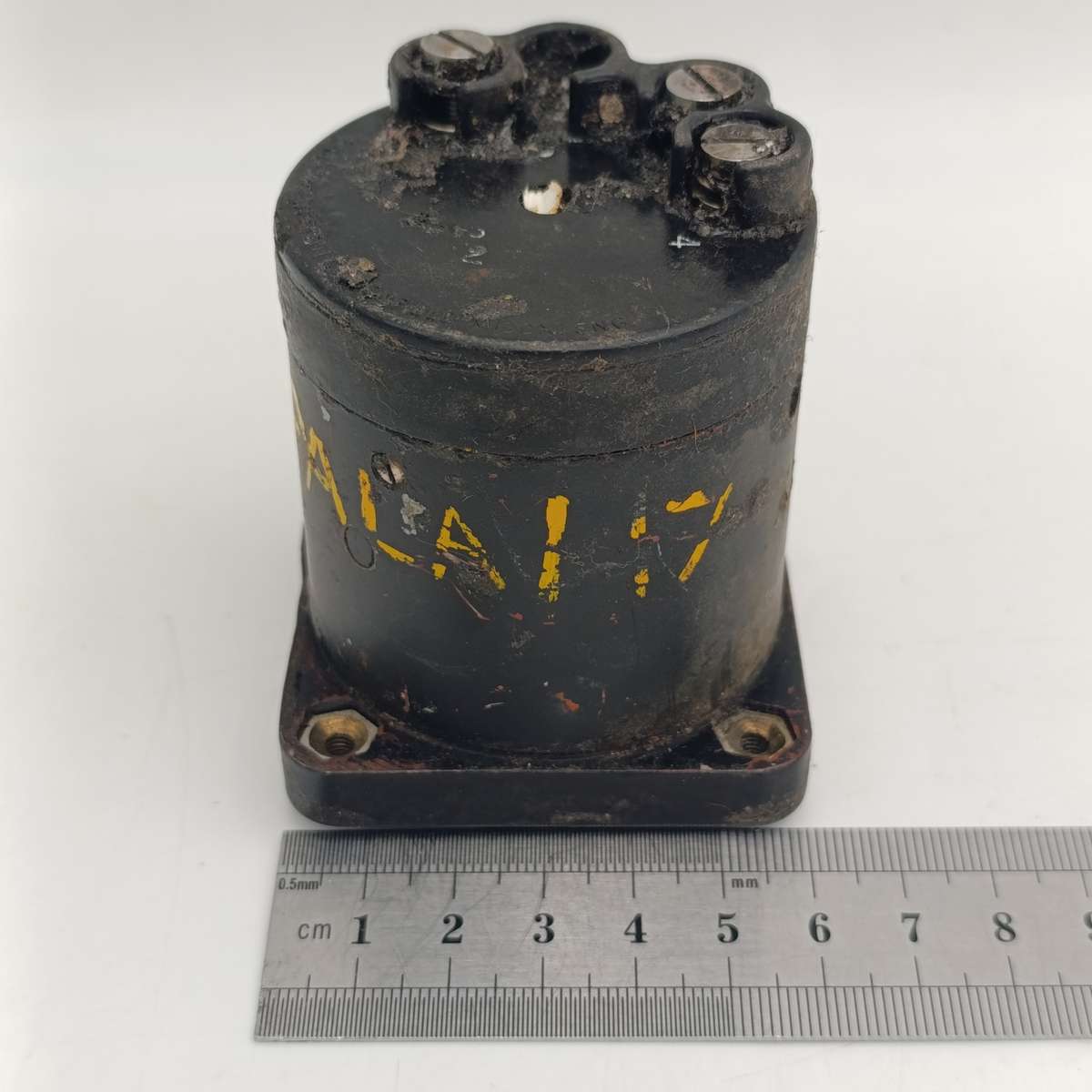 Vintage Sangamo Weston oil pressure gauge for Impala airplane