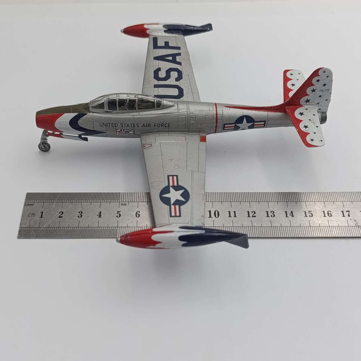 US Air Force F-84G Thunderjet die-cast model plane