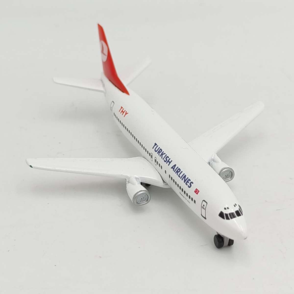 Herpa Turkish Airlines Boeing 737-400 die cast model plane in box - scale 1/500