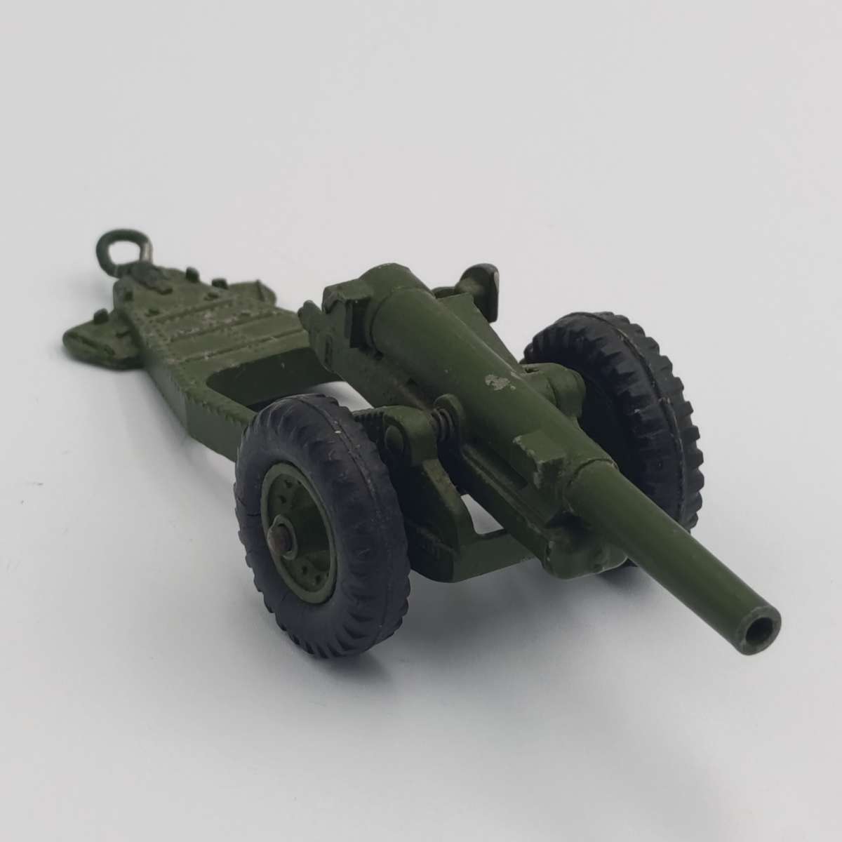 Meccano Dinky Toys #693 Howitzer 7.2 artillery gun
