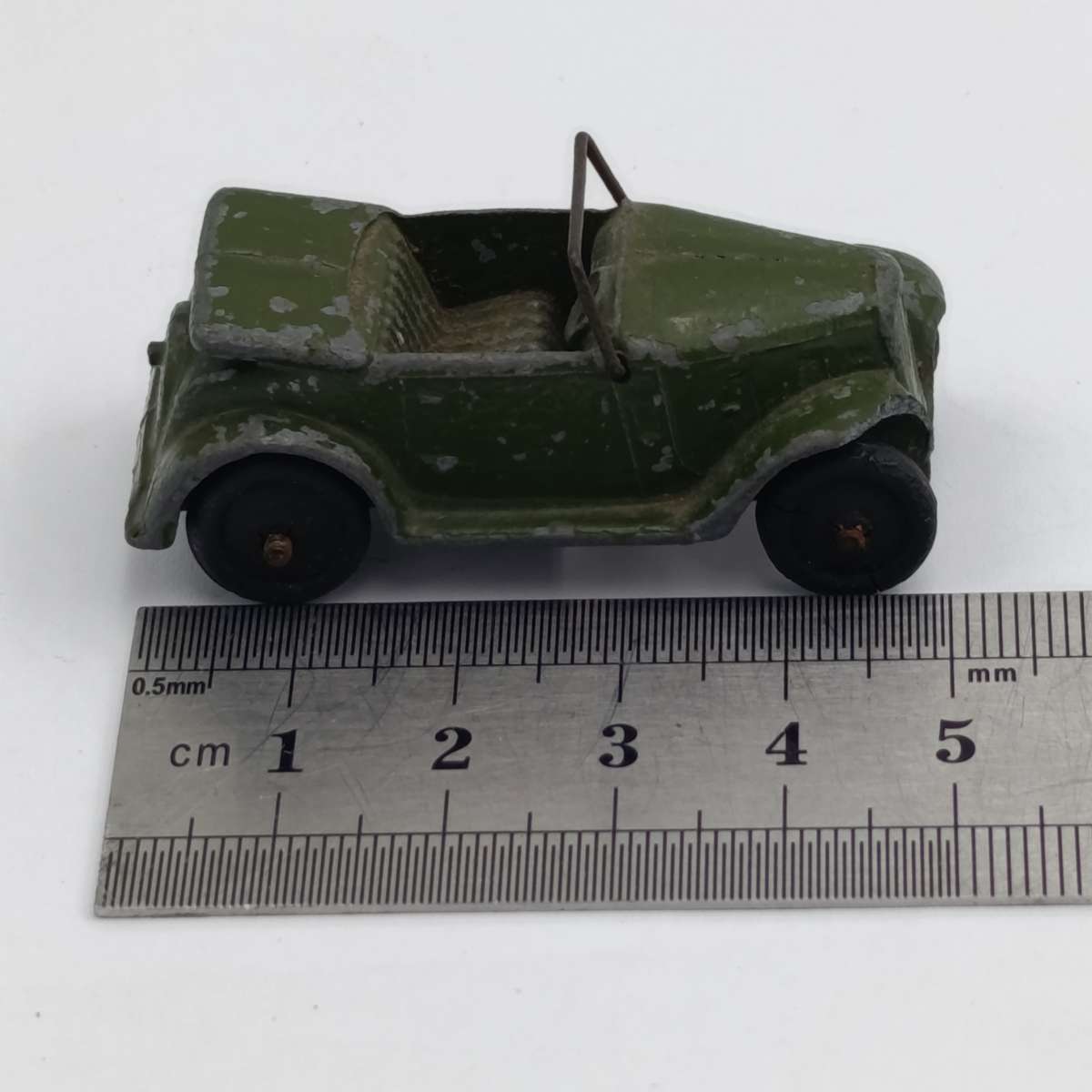 Pre War Dinky Toys #152C Austin Seven toy car