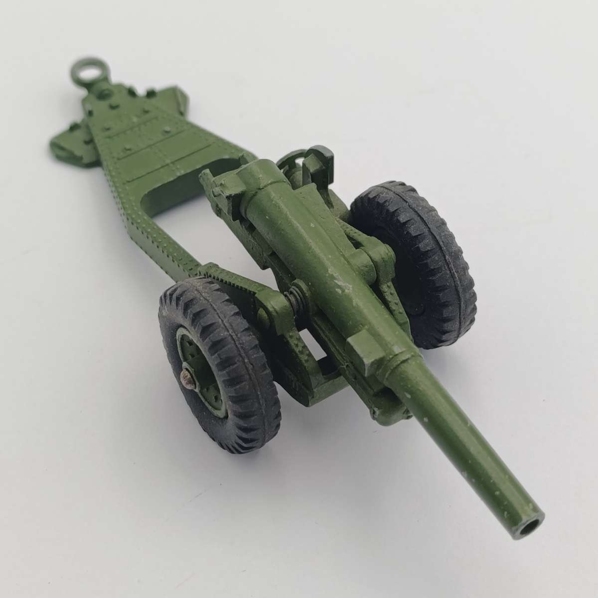 Meccano Dinky Toys #693 Howitzer 7.2 artillery gun