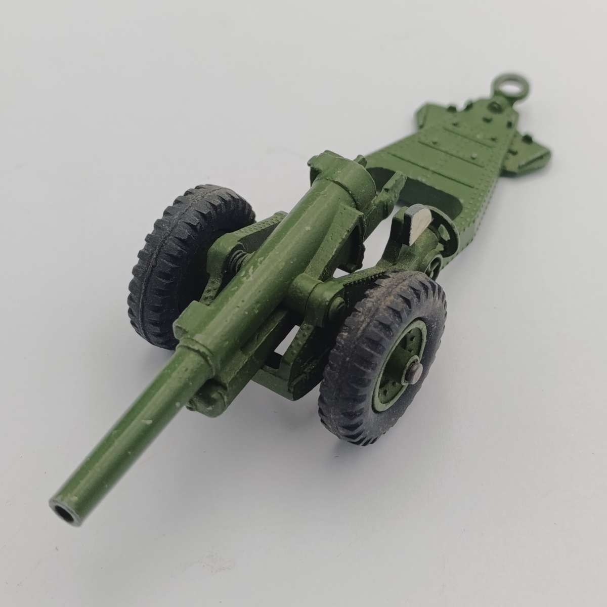 Meccano Dinky Toys #693 Howitzer 7.2 artillery gun