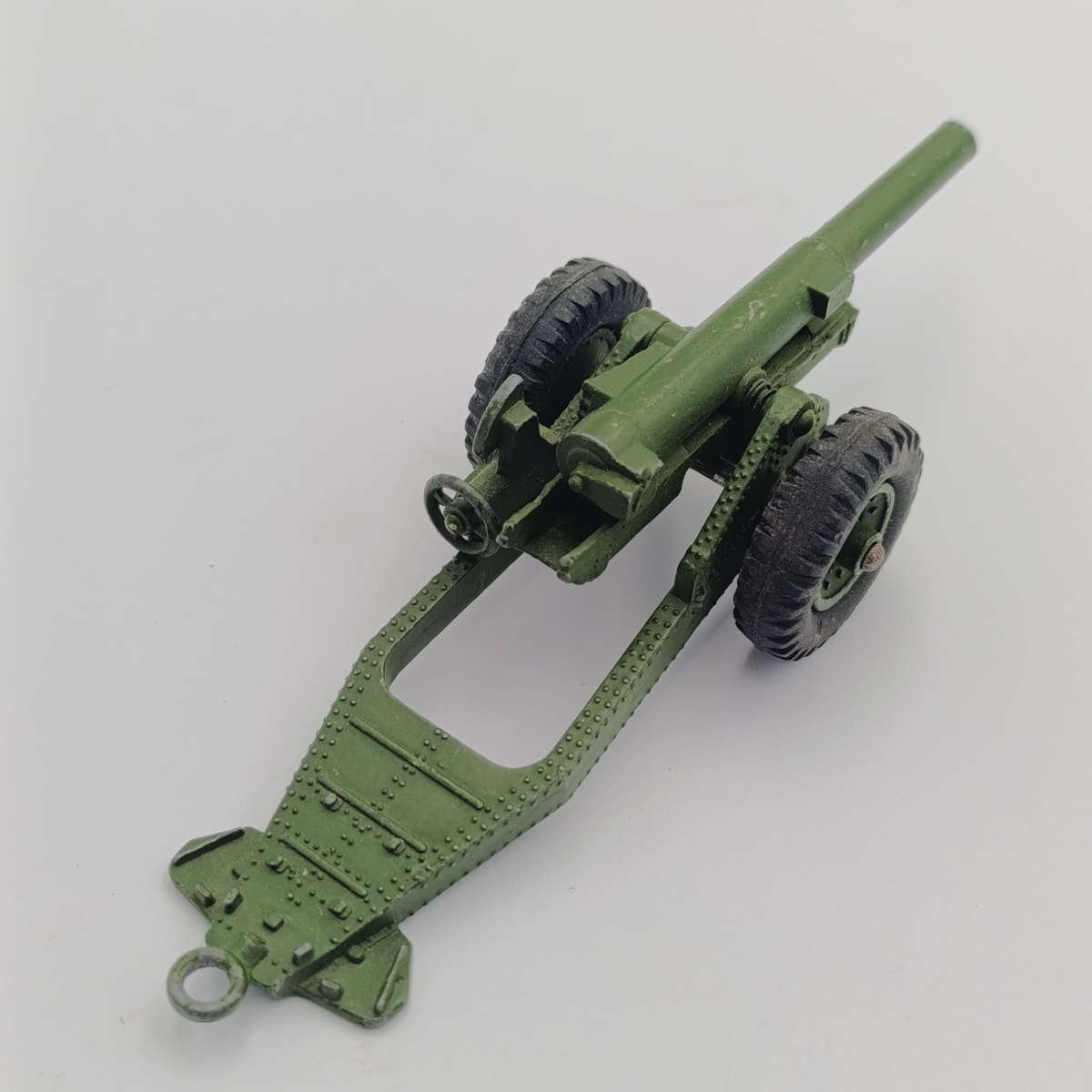 Meccano Dinky Toys #693 Howitzer 7.2 artillery gun