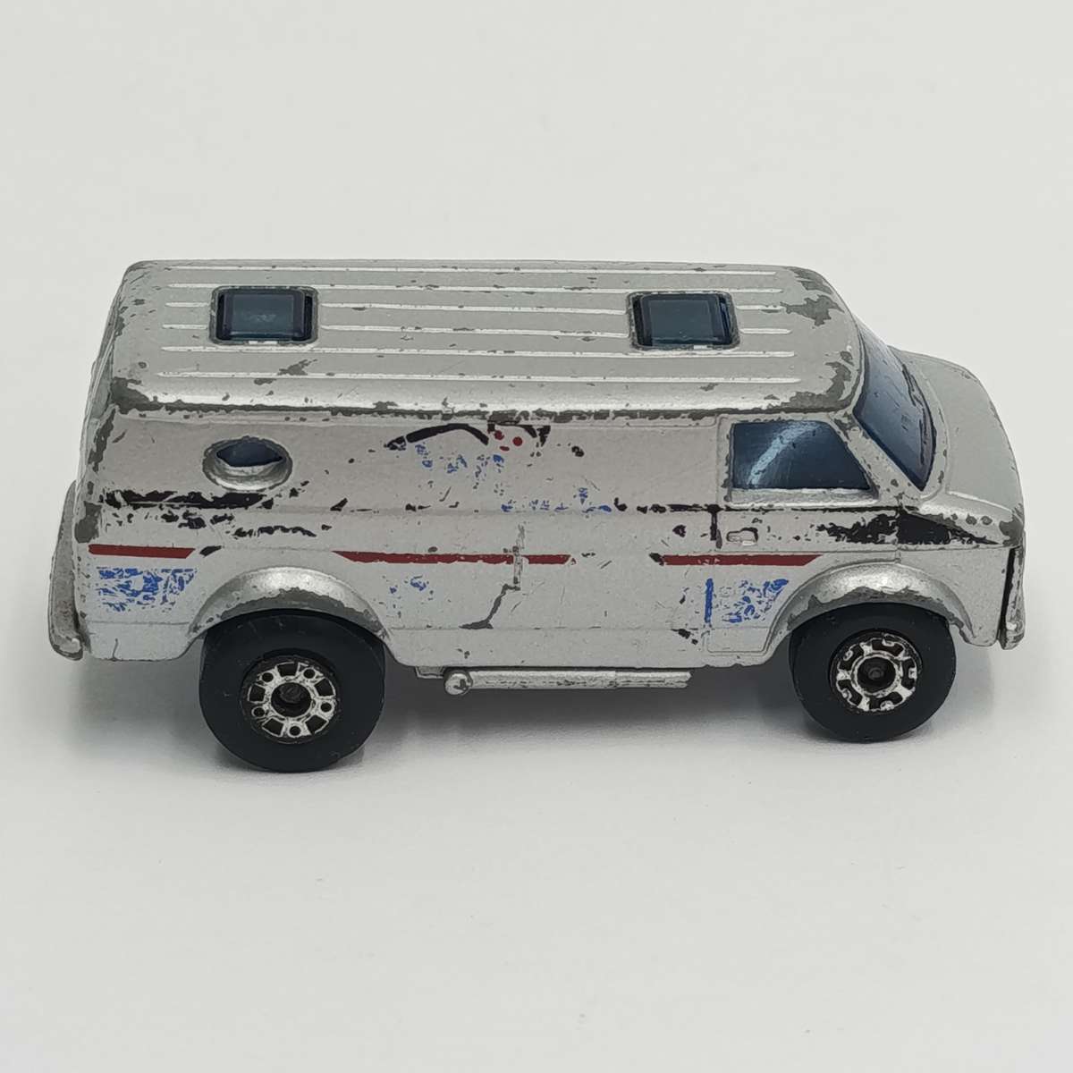 Vintage Matchbox #68 Chevy Van die-cast toy car