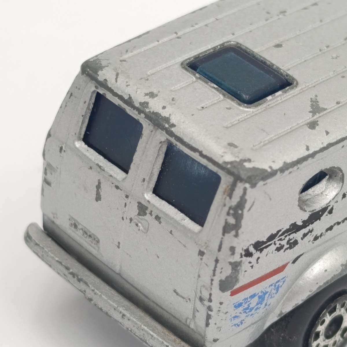 Vintage Matchbox #68 Chevy Van die-cast toy car