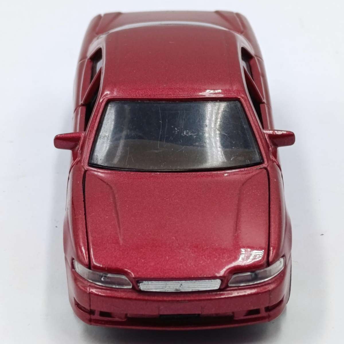 Diapet Yonezawa Toyota Mark II die-cast model car - opening hood and doors
