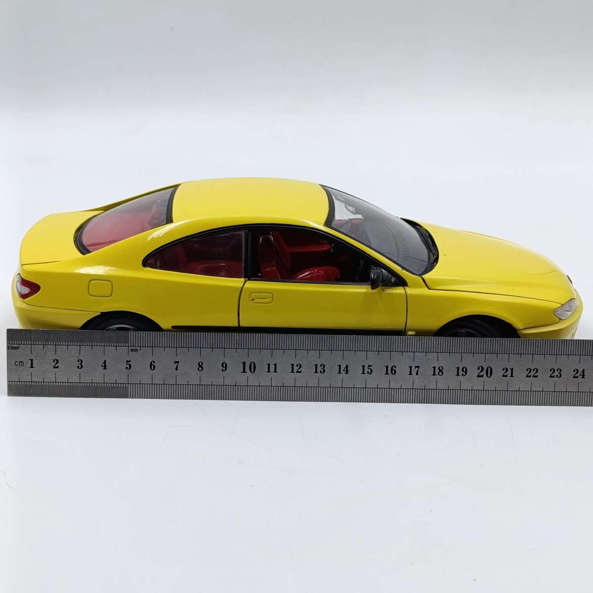 Gate Peugeot 406 Coupe die-cast model car - mirrors repaired - scale 1/18