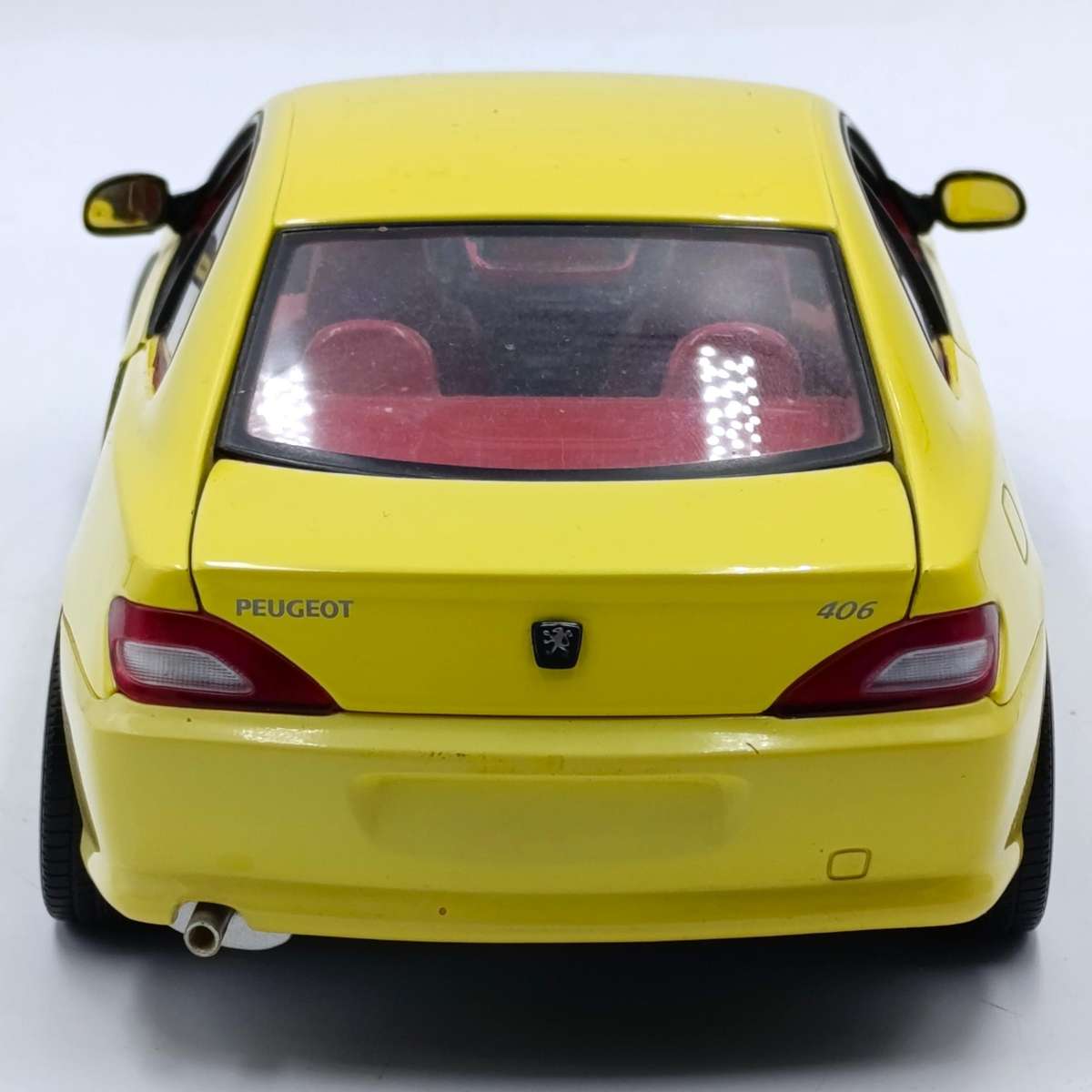 Gate Peugeot 406 Coupe die-cast model car - mirrors repaired - scale 1/18
