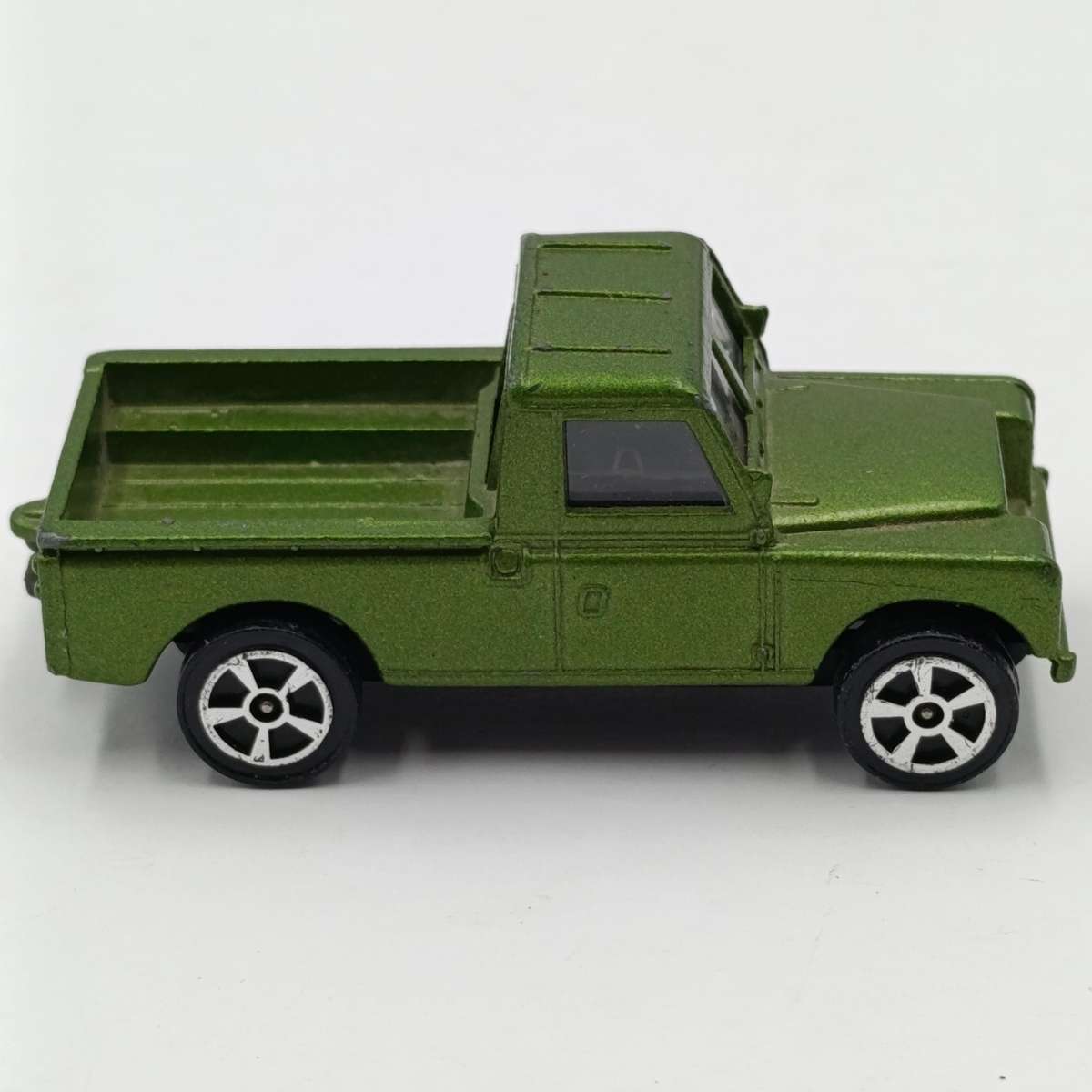 Vintage Corgi Juniors Land Rover toy car