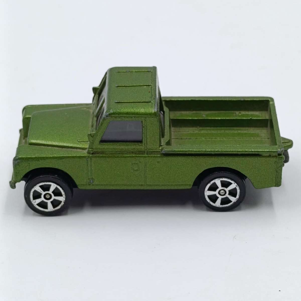 Vintage Corgi Juniors Land Rover toy car