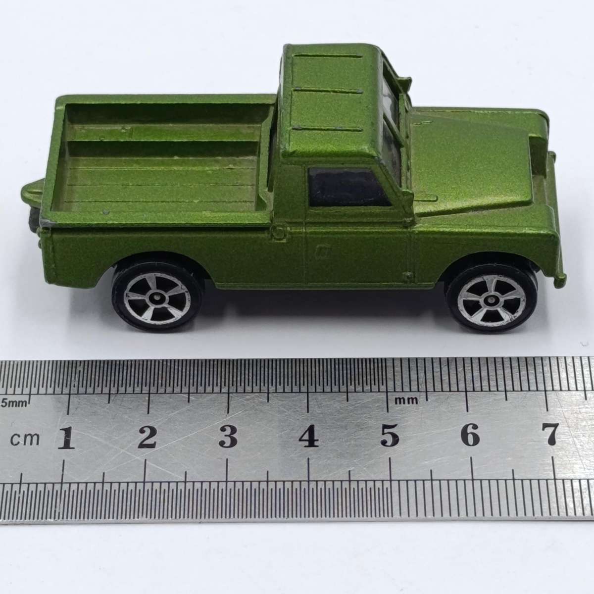 Vintage Corgi Juniors Land Rover toy car