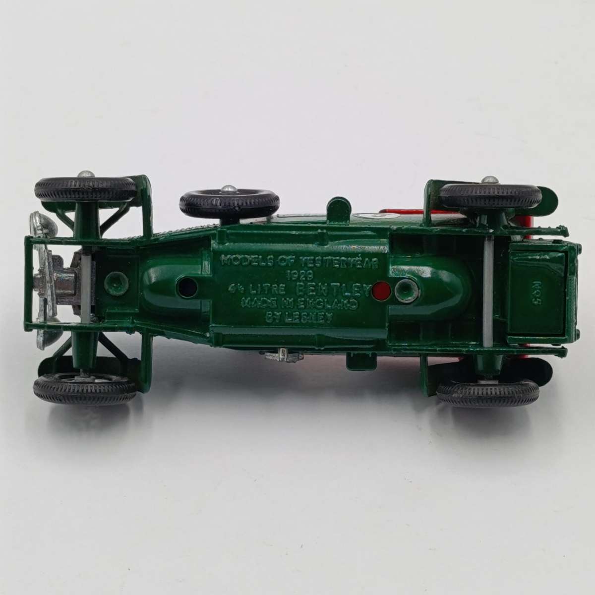 Matchbox Models of Yesteryear #5 1929 Bentley 4 1/2 Litre die-cast model car
