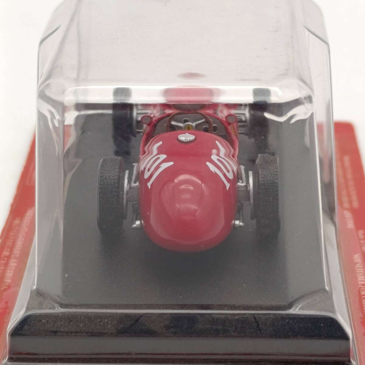 1952 Ferrari 500 F2 die-cast racing model car - scale 1/43