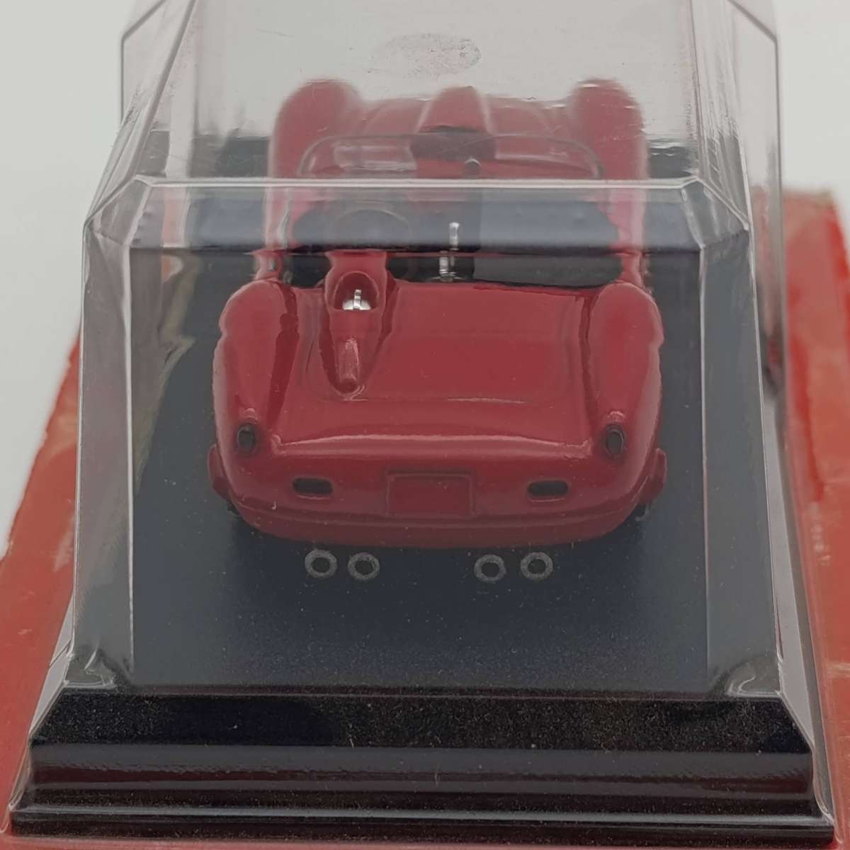 1958 Ferrari 250 Testa Rossa die-cast model car - scale 1/43