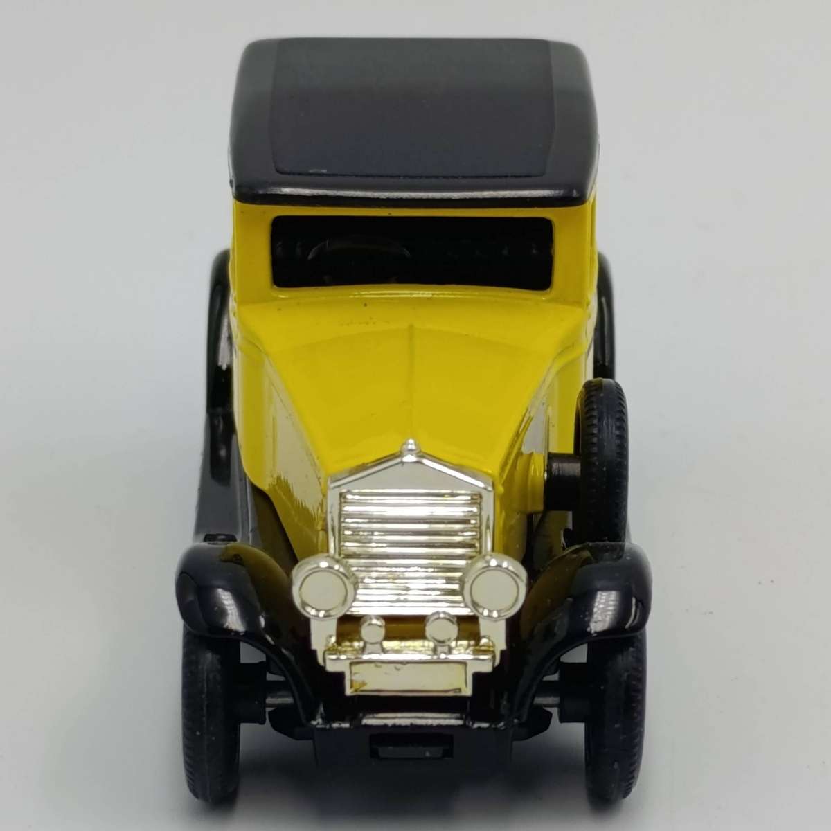 Ledo 1929 Rolls-Royce Phantom II Yellow die-cast model car in box