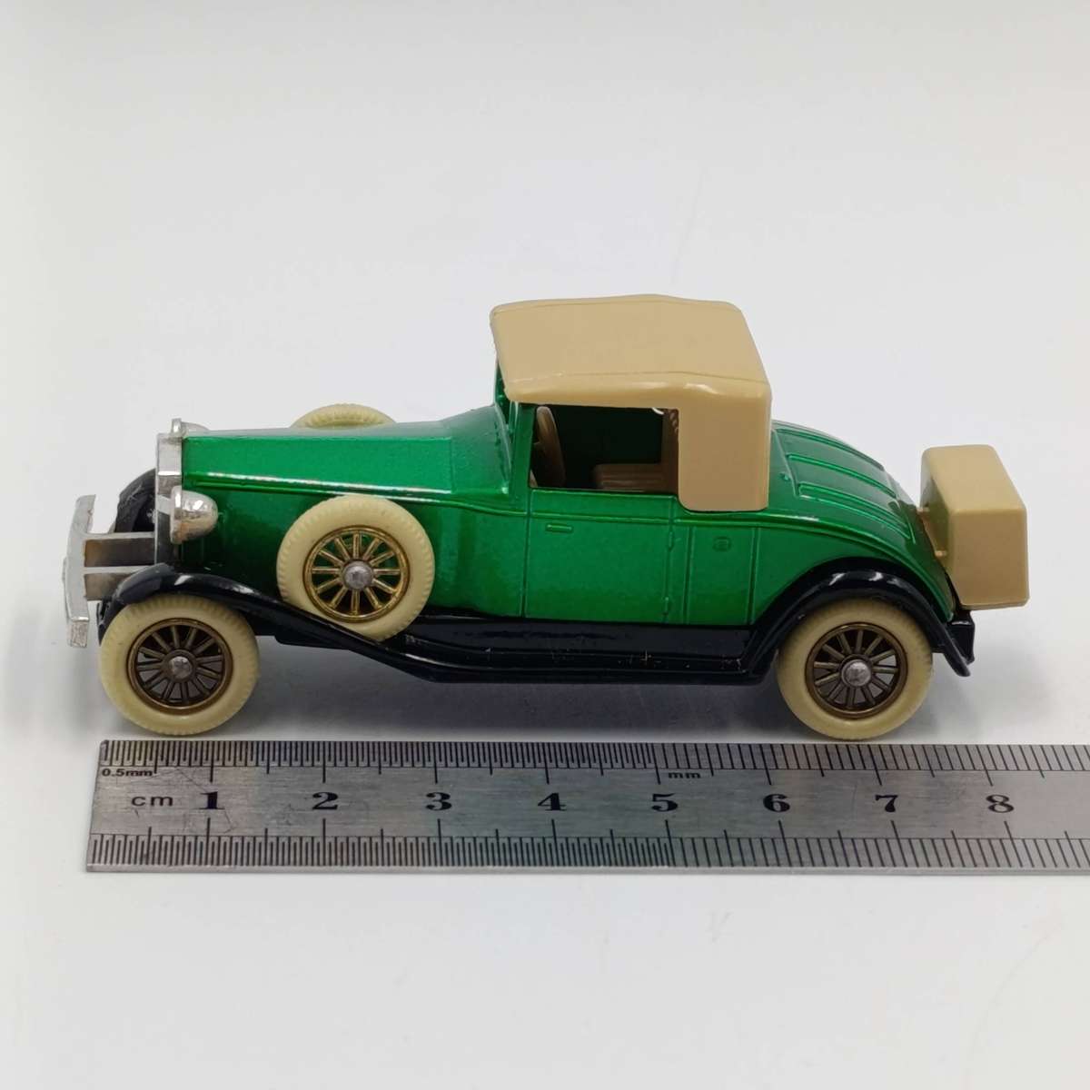Lledo 1934 Rolls-Royce die-cast model car in box