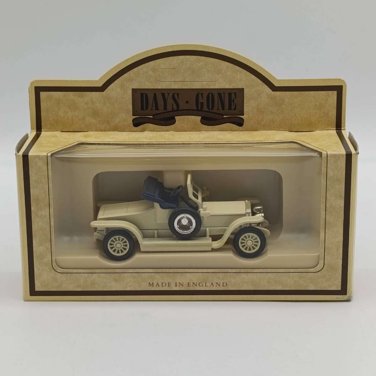 Lledo 1907 Rolls-Roye silver ghost coupe die-cast model car in box
