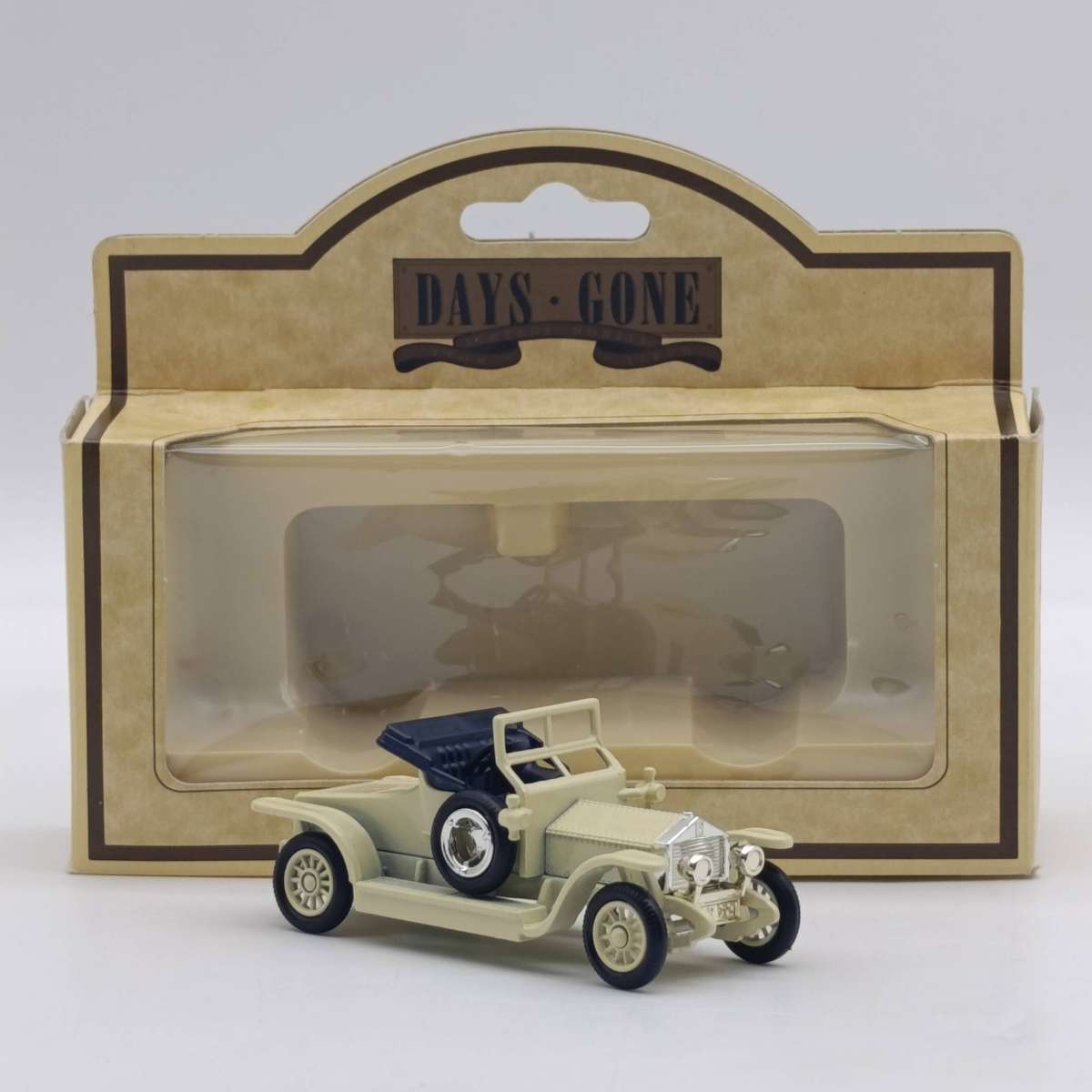 Lledo 1907 Rolls-Royce silver ghost coupe die-cast model car in box