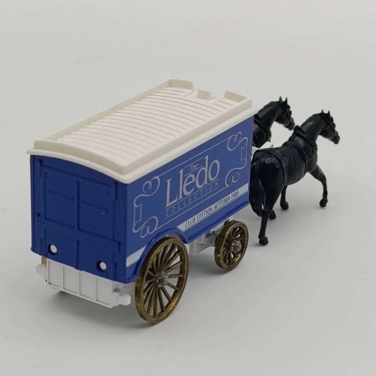 Lledo The Lledo Collection horse-drawn removal van die-cast model in box