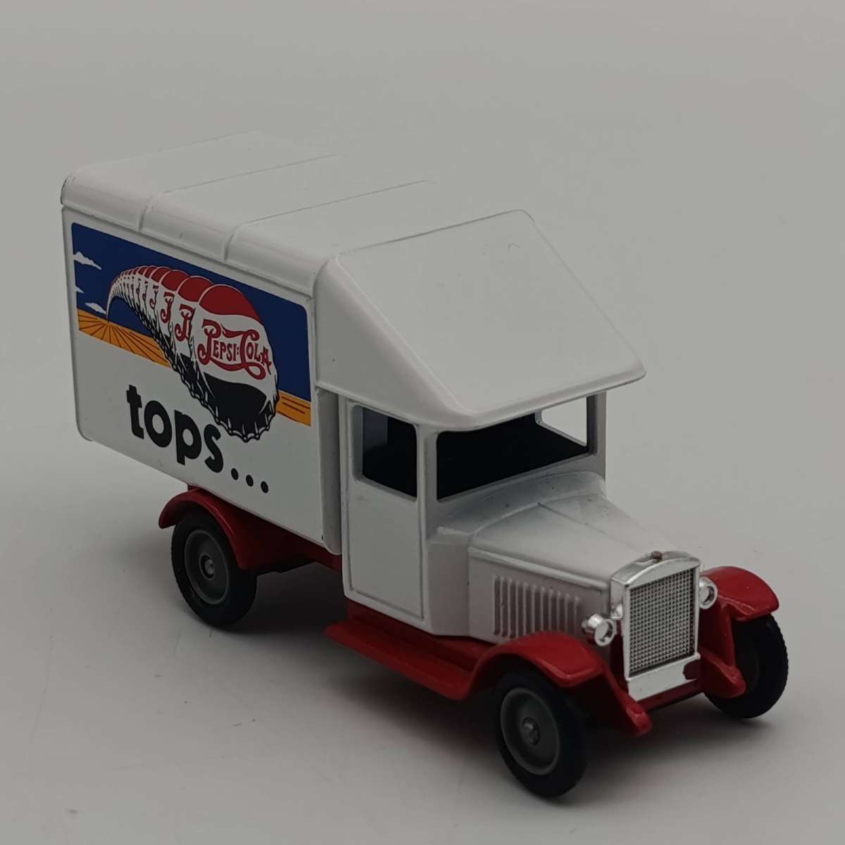 Lledo 1935 Morris Pepsi-Cola Parcel delivery van model car in box