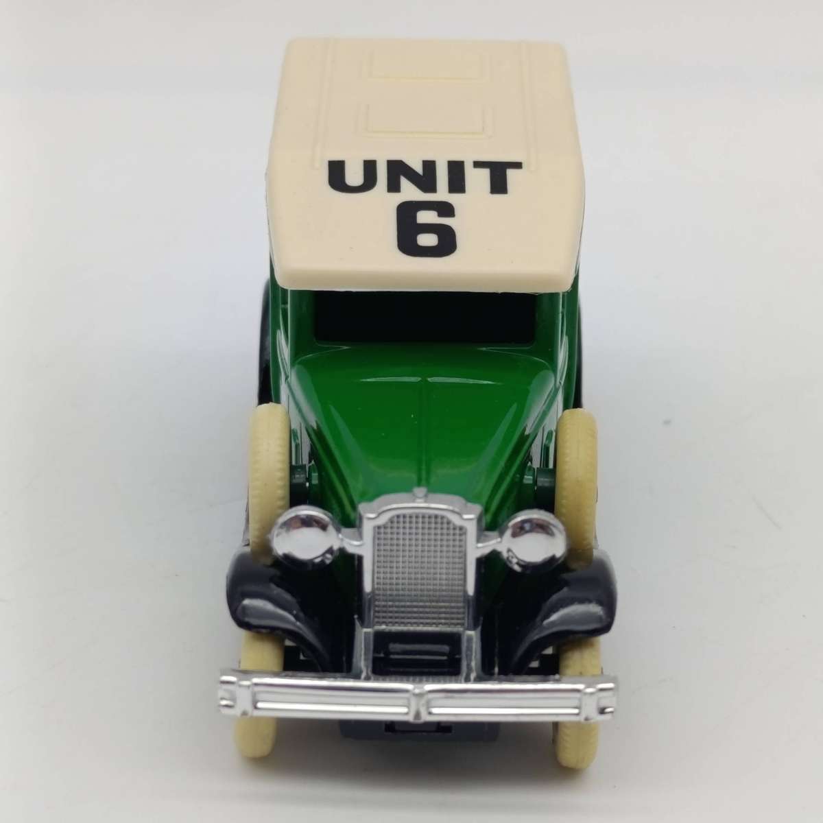 Lledo 1936 Packard Rapid Cash Transit unit 6 die-cast model in box