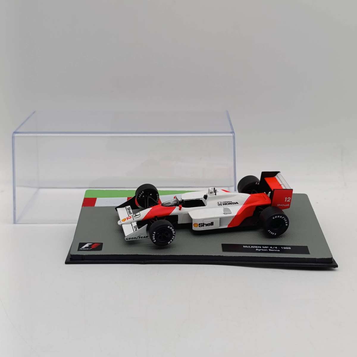 Formula 1 McLaren Mp 4/4 1988 die-cast model car in box - #12 Ayrton Senna
