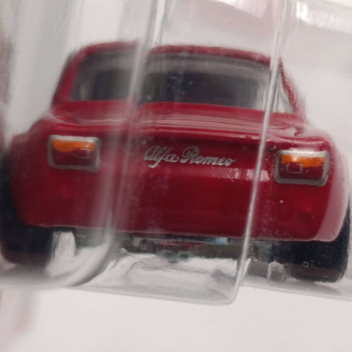 Hot Wheels Premium Alfa Romeo Giulia Sprint GTA - Real Riders - Sealed