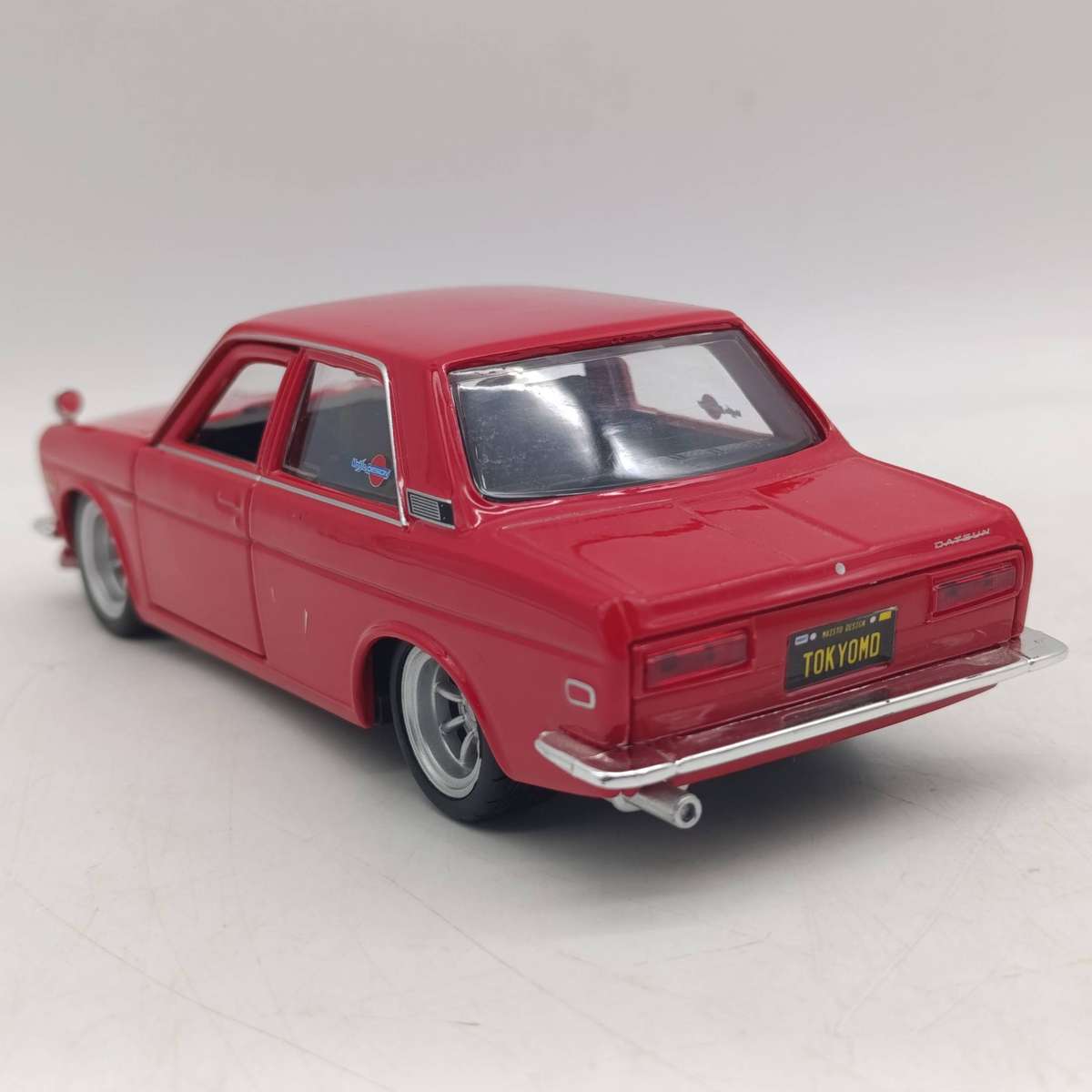 Maisto 1971 Datsun 510 die-cast model car - scale 1/24