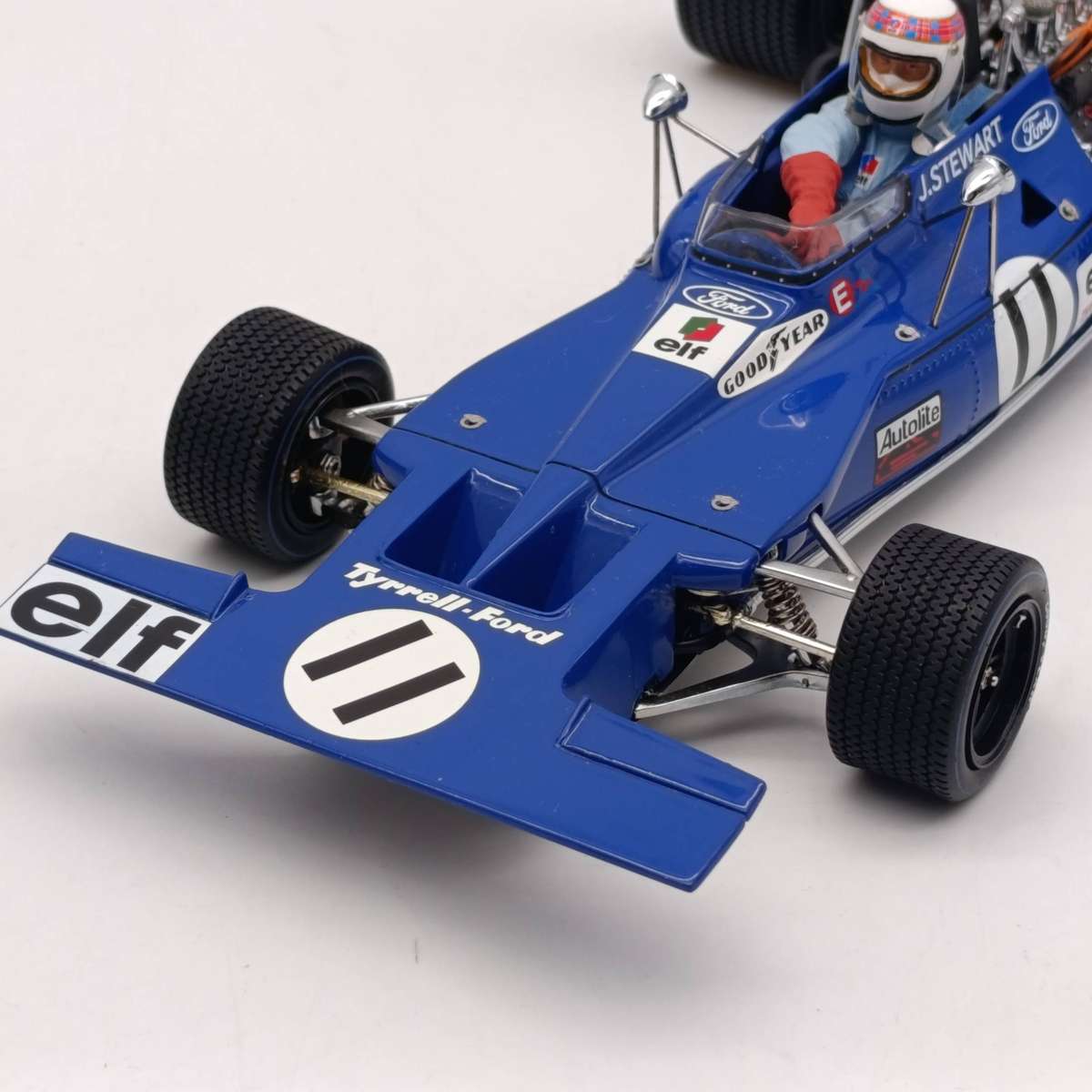 Grand Prix Classics Tyrell-Ford 003 Formula 1 #11 Jackie Stewart 1/18 Scale Model