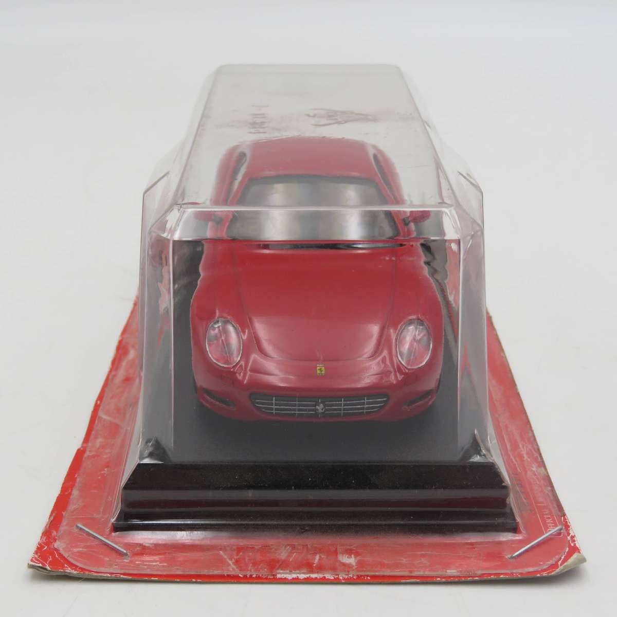 2004 Ferrari 612 Scaglietti die-cast model car - scale 1/43