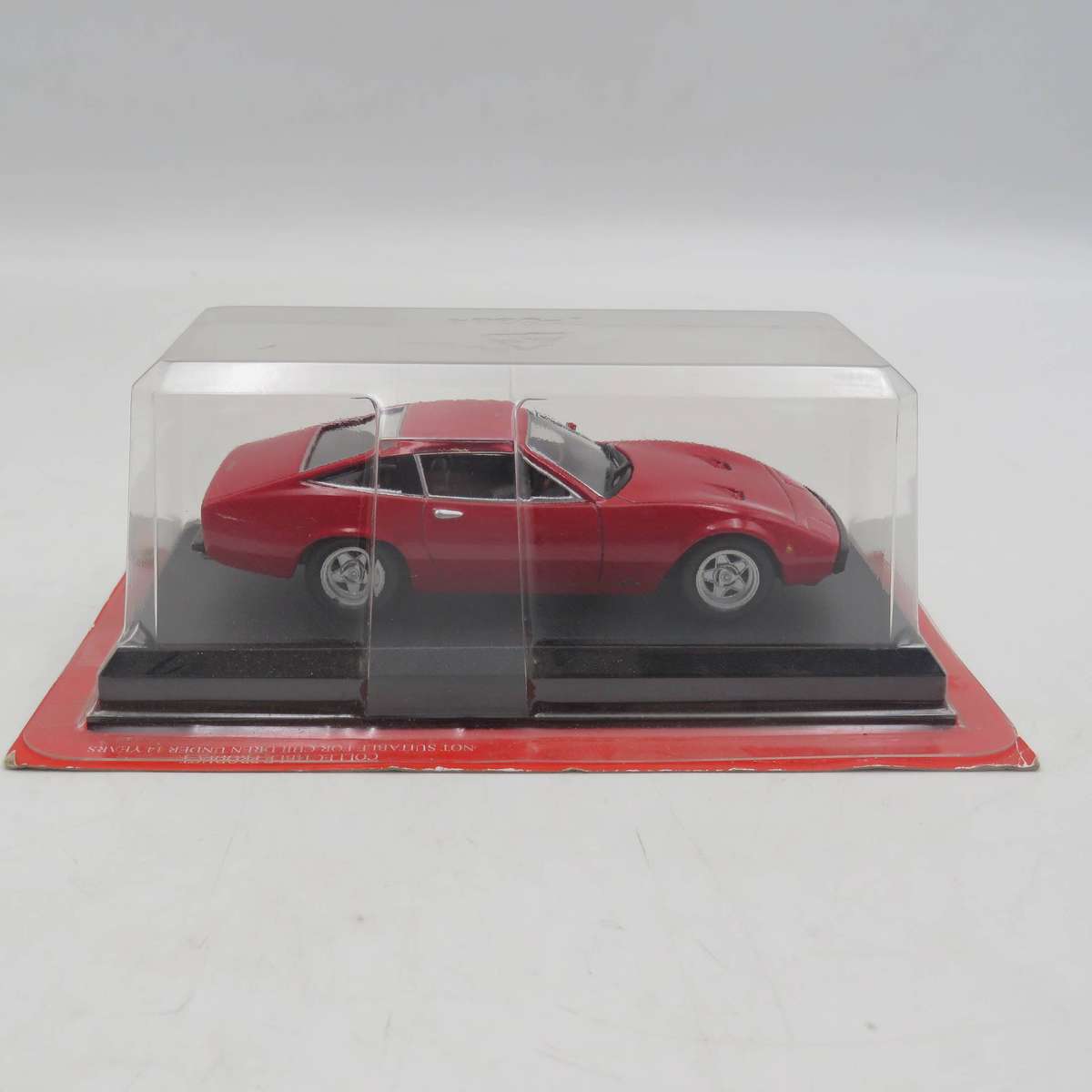 1971 Ferrari 365 GTC/4 die-cast model car - scale 1/43