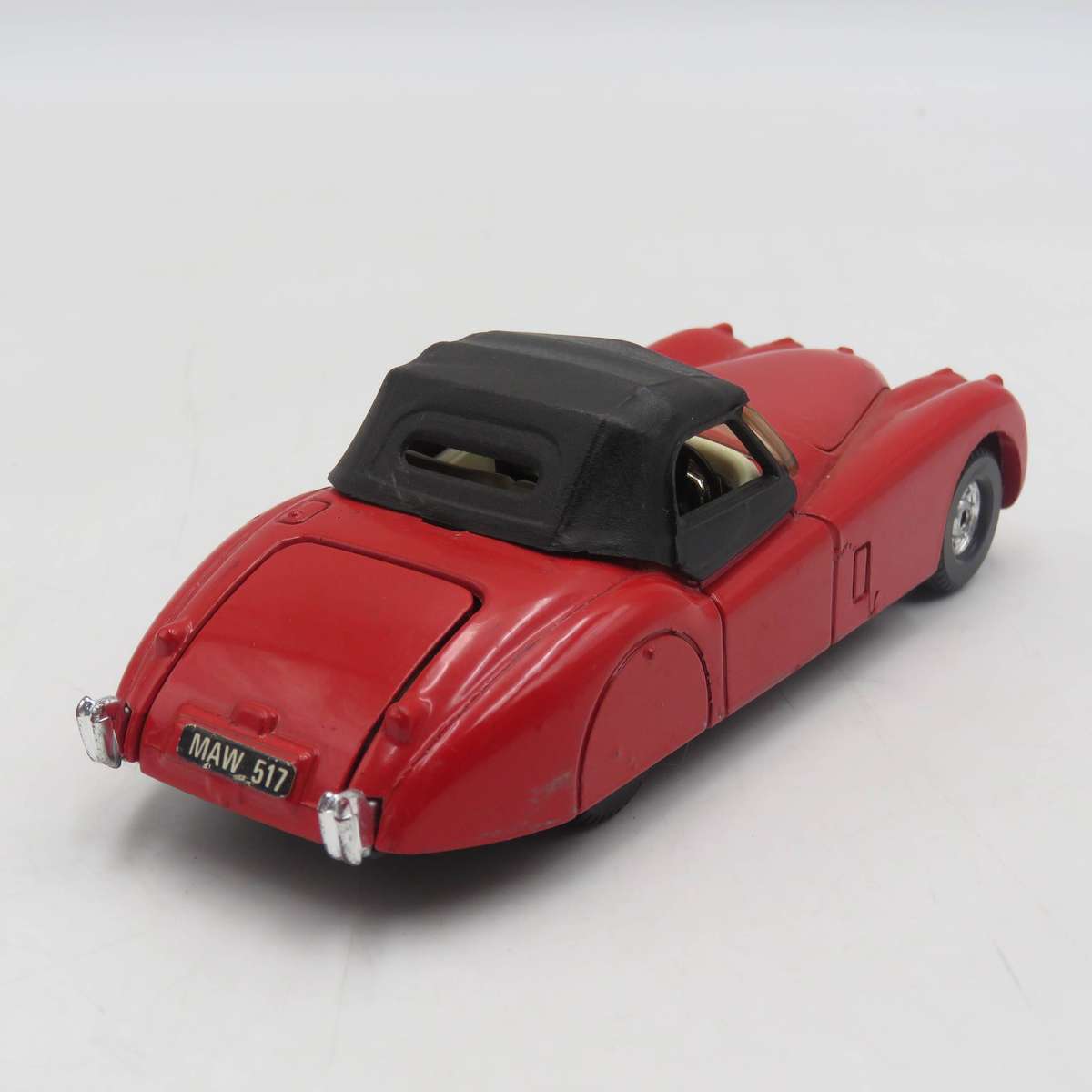 Corgi Jaquar XK 120 die-cast model car