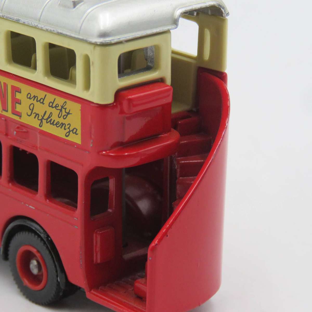 Lledo Days Gone DG15 Hall's Wine double decker bus