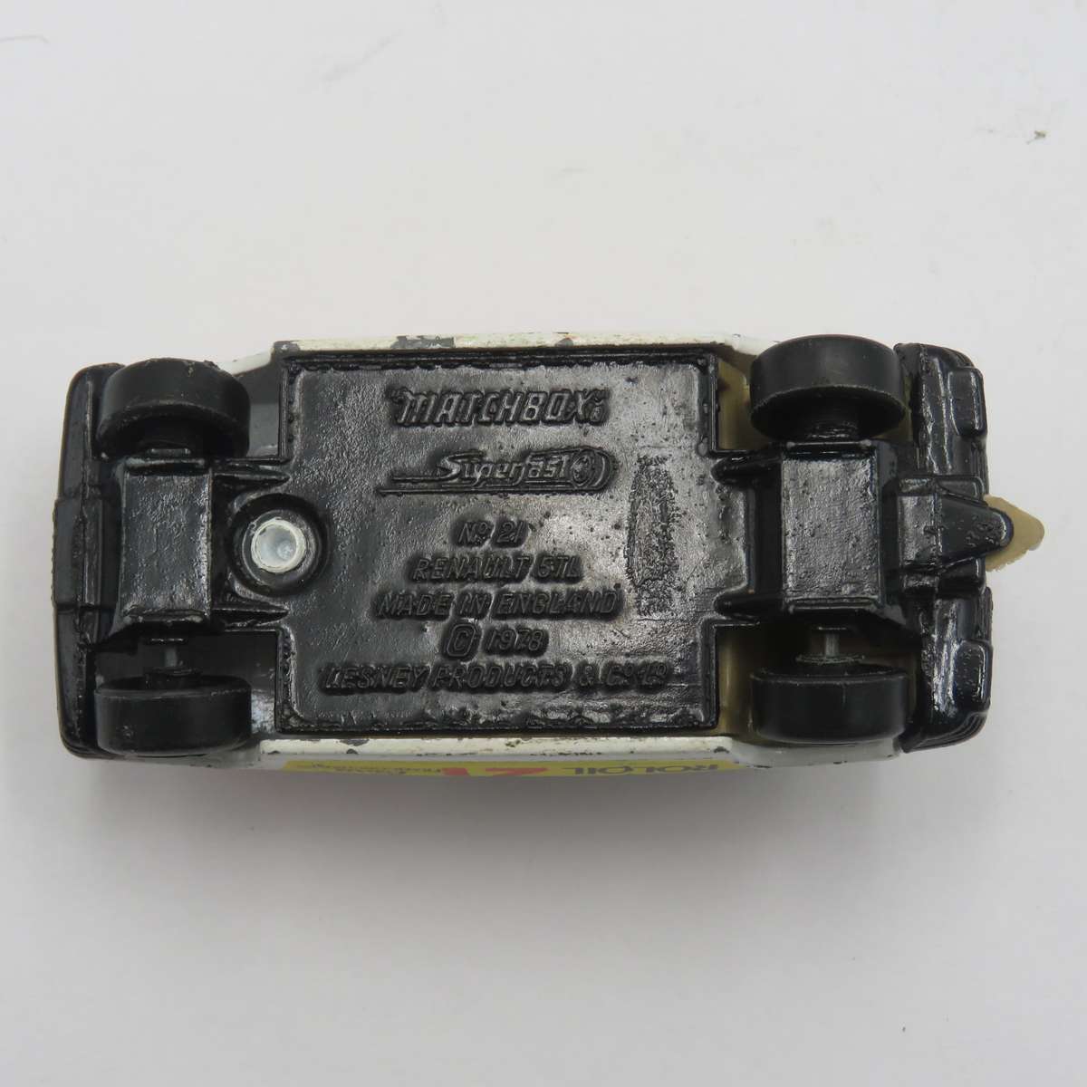 Matchbox SuperKings #21 Renault 5TL die-cast toy car