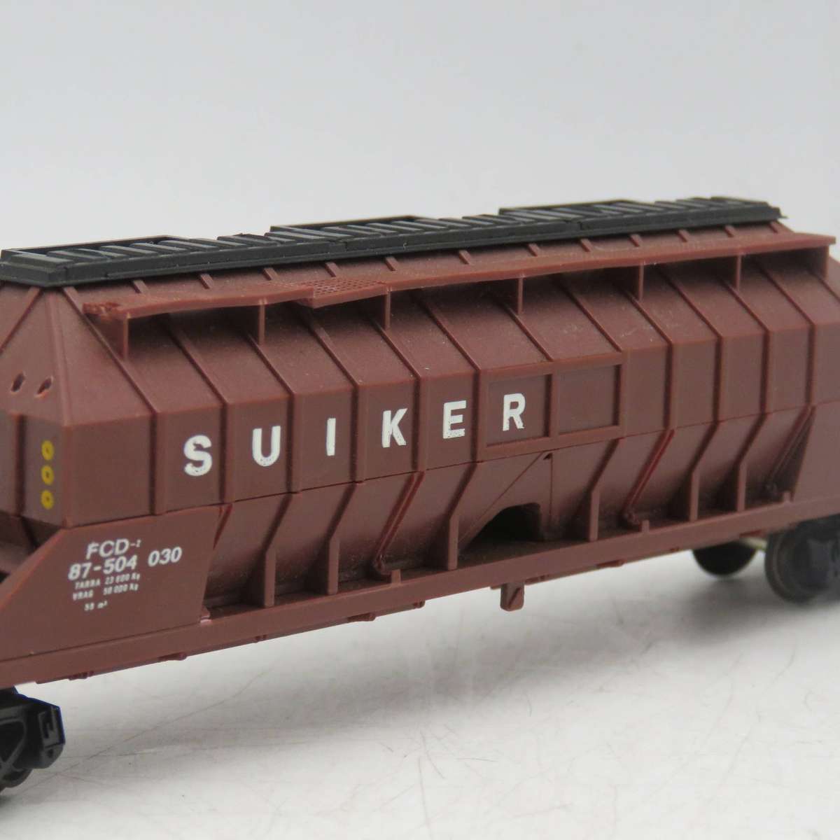 Lima SA Railway sugar transporter tanker - HO Scale
