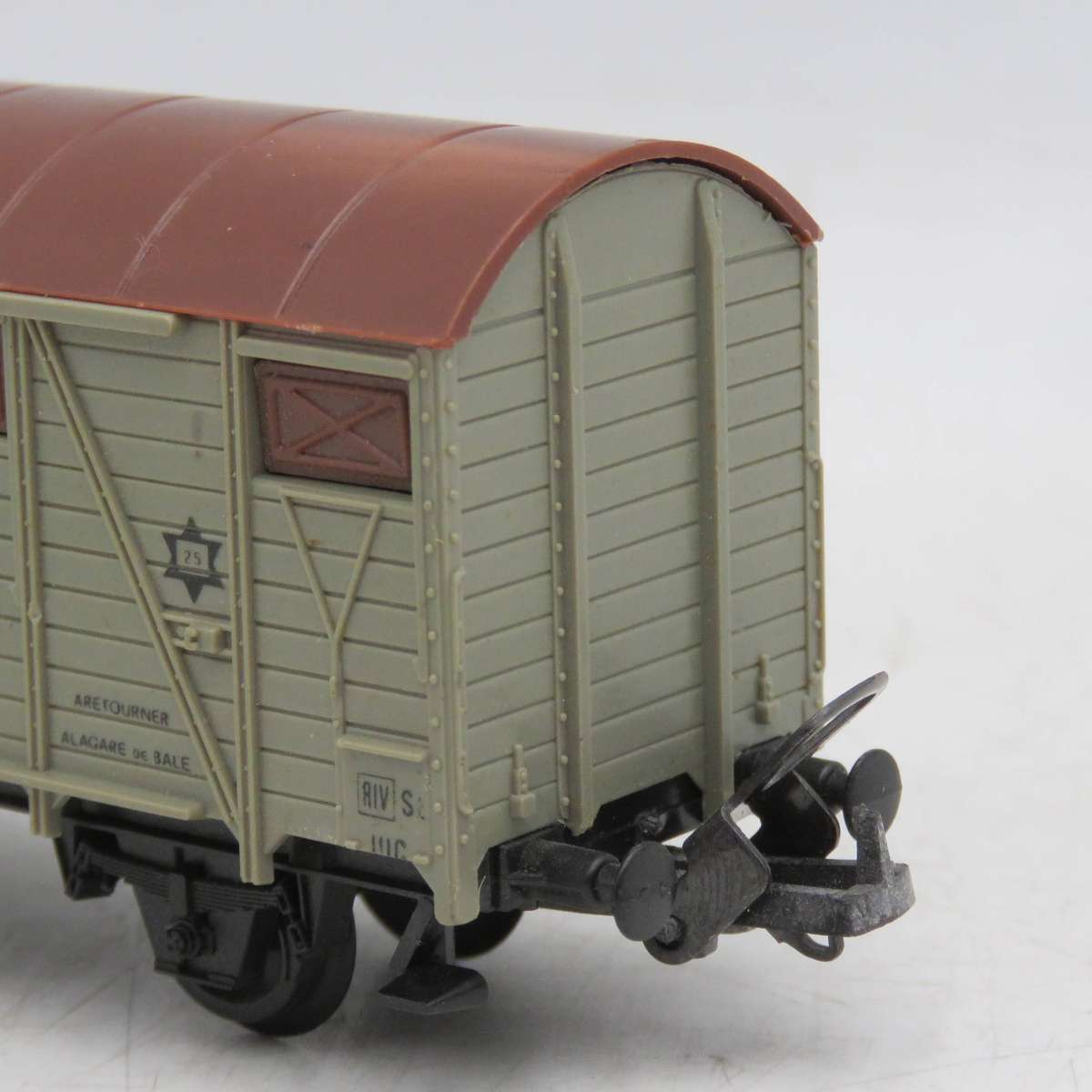 Lima HO Scale Chiquita Bananas closed good wagon