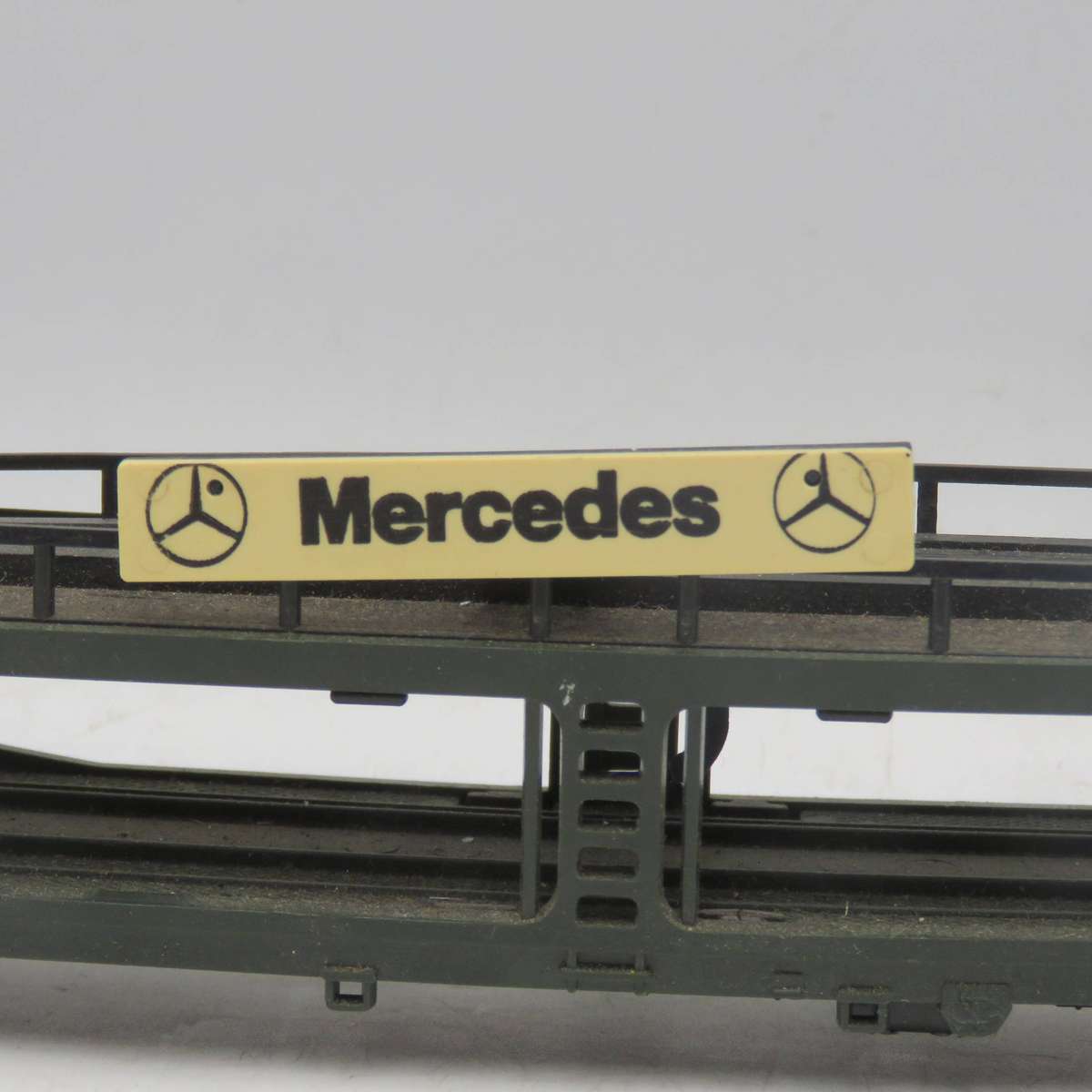 Lima Deutsces Bahn Mercedes car transporter with tinplate racing cars - HO Scale