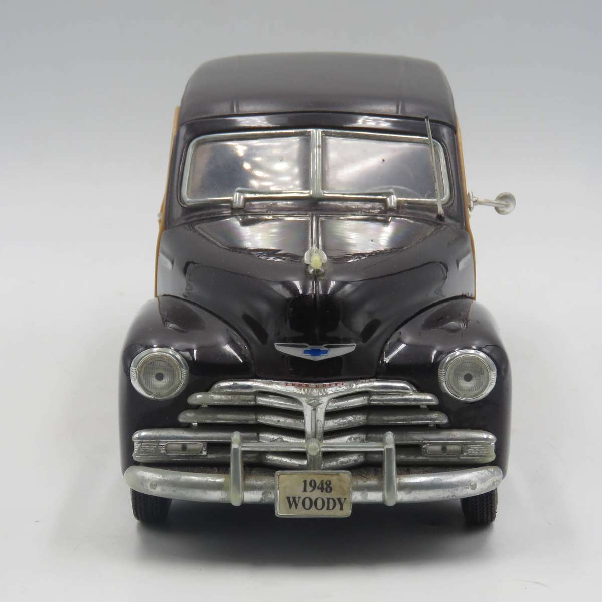 Maisto 1948 Chevy Fleetmaster Woody die-cast model car - scale 1/18