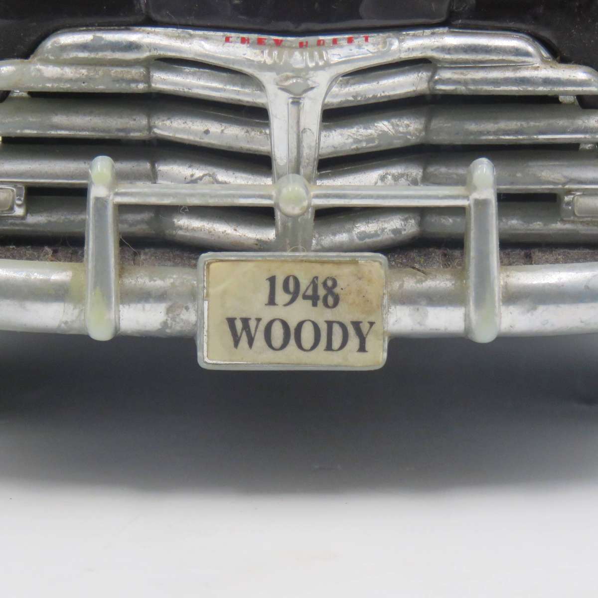 Maisto 1948 Chevy Fleetmaster Woody die-cast model car - scale 1/18